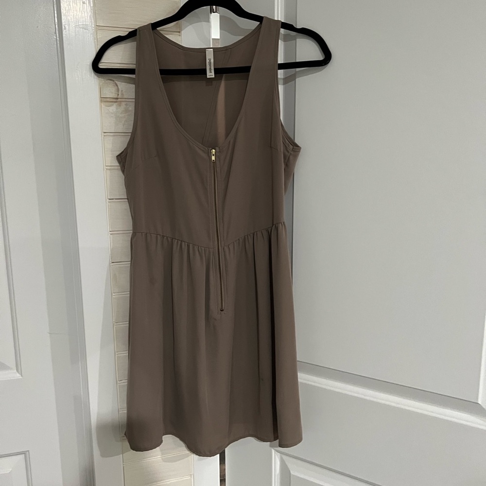 Super cute baby doll dress with zipper front and keyhole back